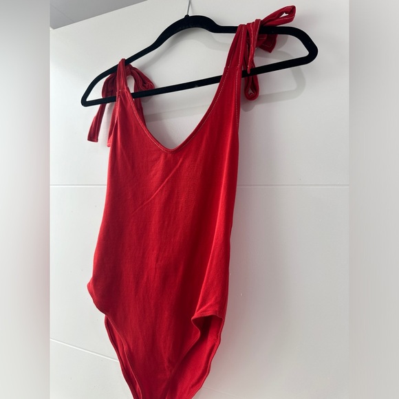 Forever 21 Red Tie Strap Bodysuit Size Small Summer Vacation Top | Size S - Picture 9 of 12